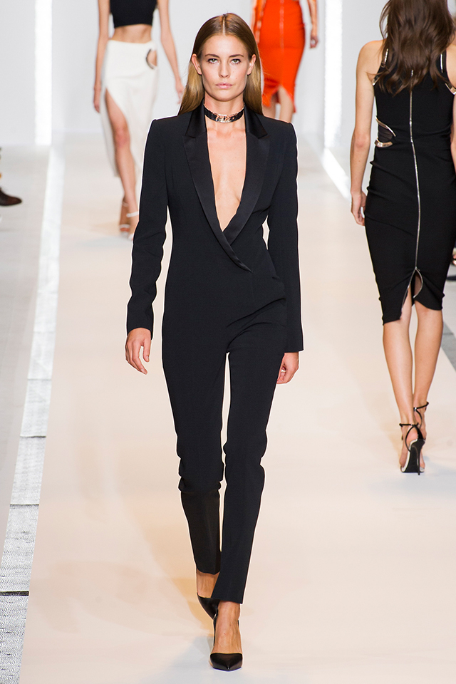 На заметку: жилет/костюм на голое тело | BURO.