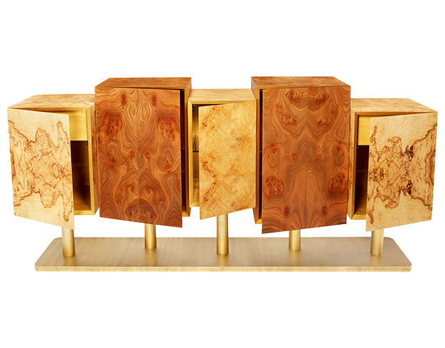 Буфет The Special Tree, диз. Ж. Сантос Барбоза. Корни 3 экзотических пород, подставка — латунь