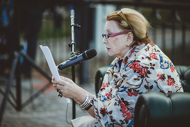 Алла Демидова