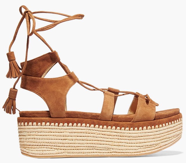 Stuart Weitzman<p><a target=\"_blank\" href=\"https://www.net-a-porter.com/ua/en/product/711446/stuart_weitzman/romanesque-suede-platform-sandals\">net-a-porter.com</a></p>