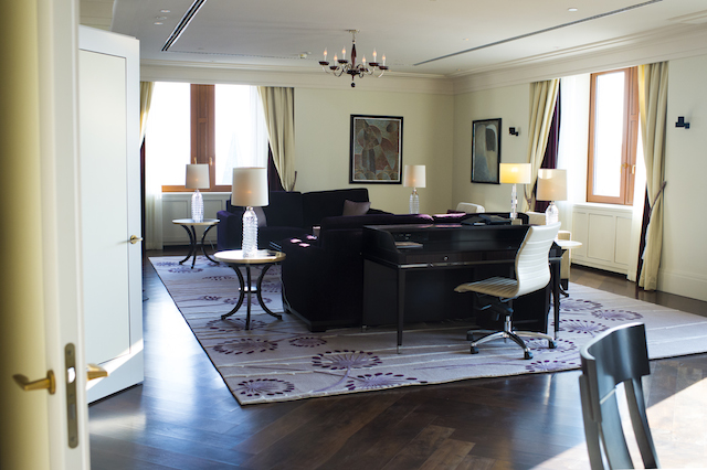 Grand Premier Suites