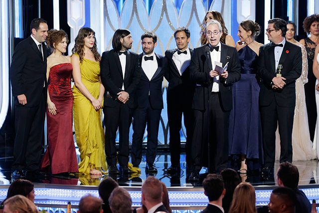 Победители в номинации «Лучший комедийный сериал» («Моцарт в джунглях»): Гаэль Гарсия Берналь, Джейсон Шварцман, Лола Кирке, Роман Коппола и другие