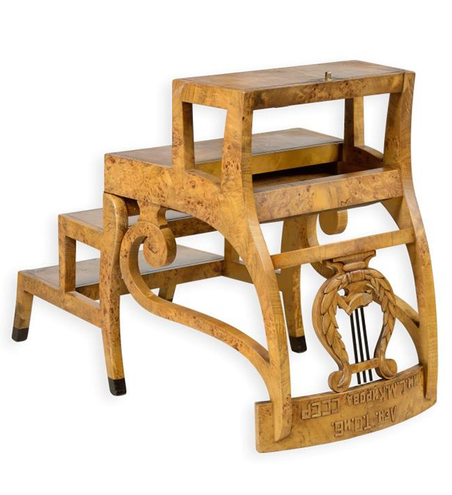 Кресло-лестница, 1940. Автор: Александровский радиозавод No3