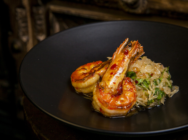 Салат с помелой и креветками (510 р.)