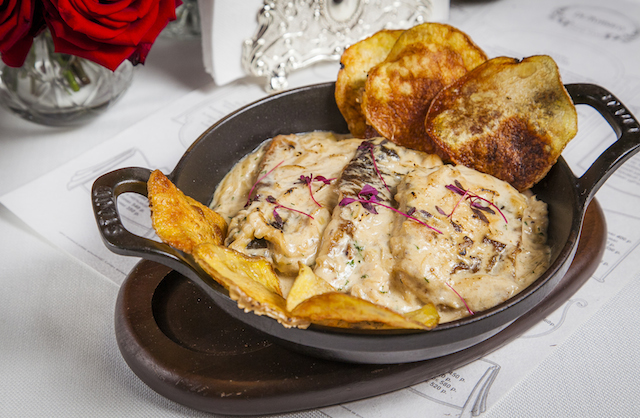 Караси жаренные в сметане (640 р.)