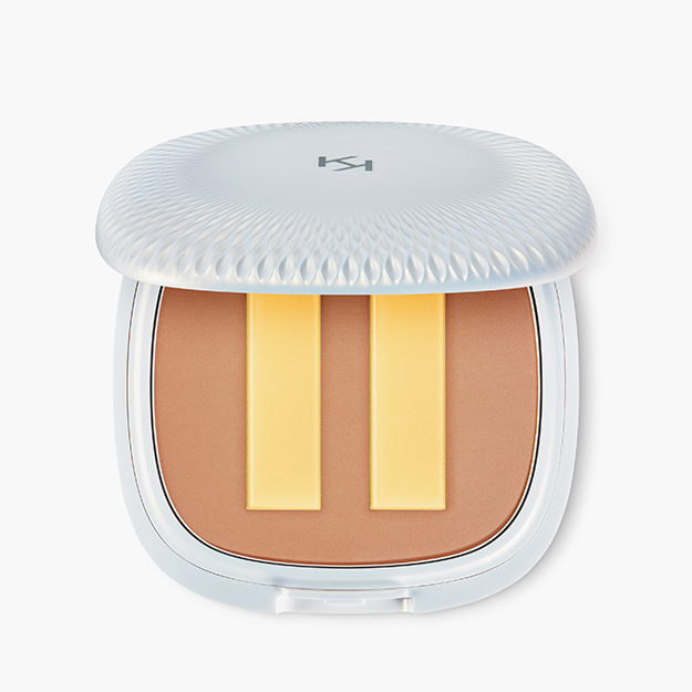 Natural Colour Bronzer, 1350 руб.