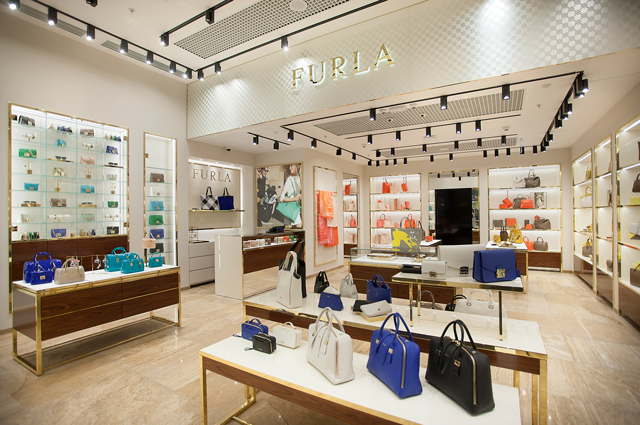 Новый бутик Furla в Санкт-Петербурге