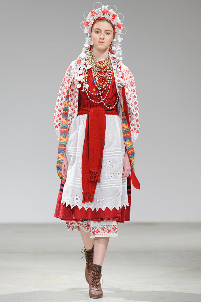 украинская мода. мода в киеве. украинские модельеры одежды. украинский костюм женский. украинская мода.