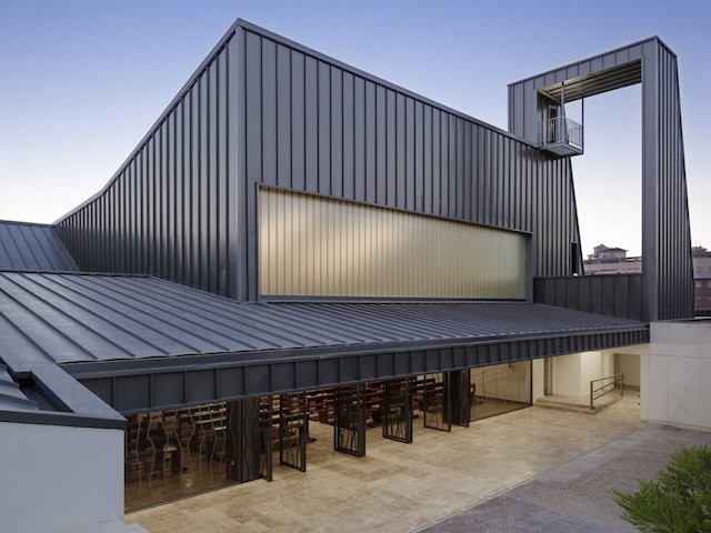 Церковь La Ascension del Senor Church по проекту AGi Architects. Испания