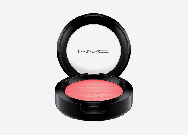 Extra Dimension Blush от M.A.C, 2730 руб.