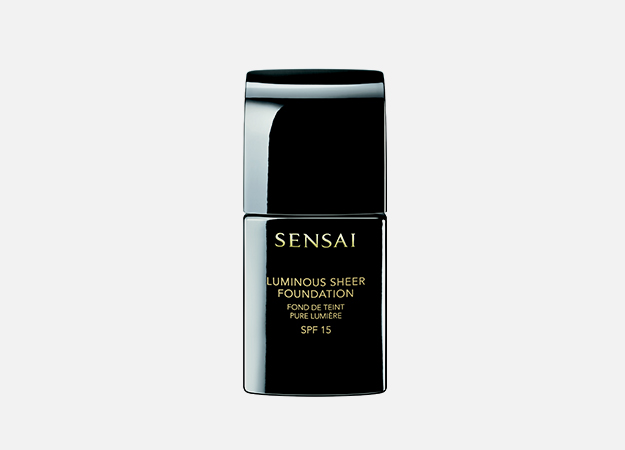 Luminous Sheer Foundation от Sensai, 3 320 руб.
