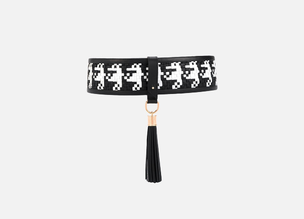 Ремень, Balmain<p><a style=\"\" target=\"_blank\" href=\"https://www.farfetch.com/ru/shopping/women/balmain---item-12303811.aspx?storeid=9758&amp;from=search\">Farfetch</a></p>