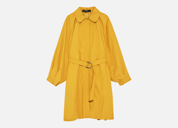 Плащ<p><a style=\"\" target=\"_blank\" href=\"https://www.zara.com/ru/ru/%D0%B6%D0%B5%D0%BD%D1%89%D0%B8%D0%BD%D1%8B/%D1%82%D1%80%D0%B5%D0%BD%D1%87%D0%B8/%D0%BF%D0%BB%D0%B0%D1%89-%D1%81-%D0%B2%D0%BE%D0%B4%D0%BE%D0%BD%D0%B5%D0%BF%D1%80%D0%BE%D0%BD%D0%B8%D1%86%D0%B0%D0%B5%D0%BC%D0%BE%D0%B9-%D0%BF%D1%80%D0%BE%D0%BF%D0%B8%D1%82%D0%BA%D0%BE%D0%B9-c749003p4767561.html\">Zara</a></p>
