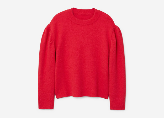 Mango<p><a style=\"\" target=\"_blank\" href=\"https://shop.mango.com/ru/%D0%B6%D0%B5%D0%BD%D1%81%D0%BA%D0%B0%D1%8F/%D0%BA%D0%B0%D1%80%D0%B4%D0%B8%D0%B3%D0%B0%D0%BD%D1%8B-%D0%B8-%D1%81%D0%B2%D0%B8%D1%82%D0%B5%D1%80%D1%8B-%D1%81%D0%B2%D0%B8%D1%82%D0%B5%D1%80%D1%8B/%D0%B4%D0%B6%D0%B5%D0%BC%D0%BF%D0%B5%D1%80-%D1%81-%D0%B7%D0%B0%D1%89%D0%B8%D0%BF%D0%B0%D0%BC%D0%B8-%D0%BD%D0%B0-%D0%BF%D0%BB%D0%B5%D1%87%D0%B0%D1%85_13005696.html?c=70&amp;n=1&amp;s=prendas.familia;55,355.punto55,355;Jerseis\">Mango.com</a></p>