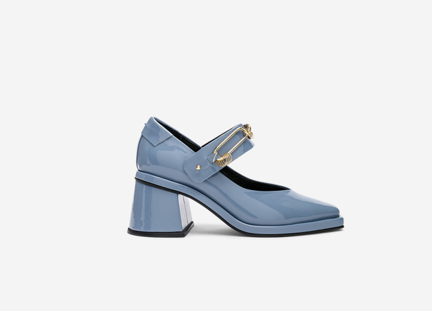 Туфли, Reike Nen<p><a href=\"http://www.fwrd.com/product-reike-nen-patent-leather-square-chain-heels-in-sky-blue/RNEF-WZ6/?d=F\" target=\"_blank\" style=\"\">Fwrd</a></p>