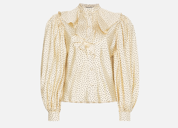 Блуза, Gucci<p><a style=\"\" target=\"_blank\" href=\"https://www.farfetch.com/ru/shopping/women/gucci---item-12778417.aspx?storeid=9359&amp;from=1\">farfetch.com</a></p>