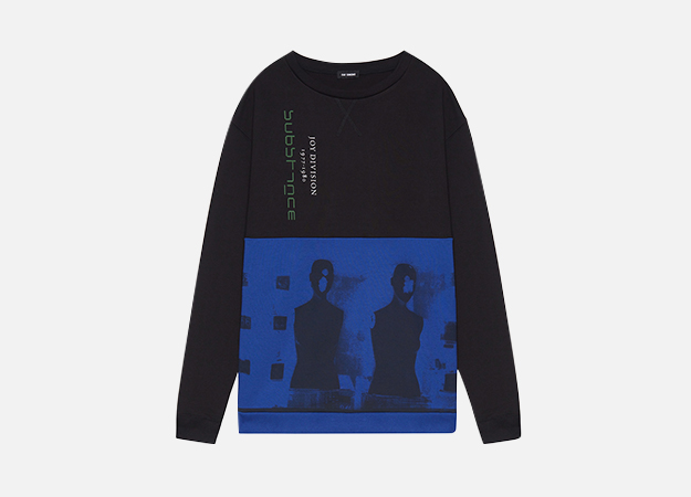 Свитшот, Raf Simons<p><a style=\"\" target=\"_blank\" href=\"https://www.km20.ru/catalog/product/93621/\">КМ20</a></p>