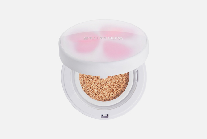 Petal Skin Cushion от Shu Uemura, 2 600 руб.