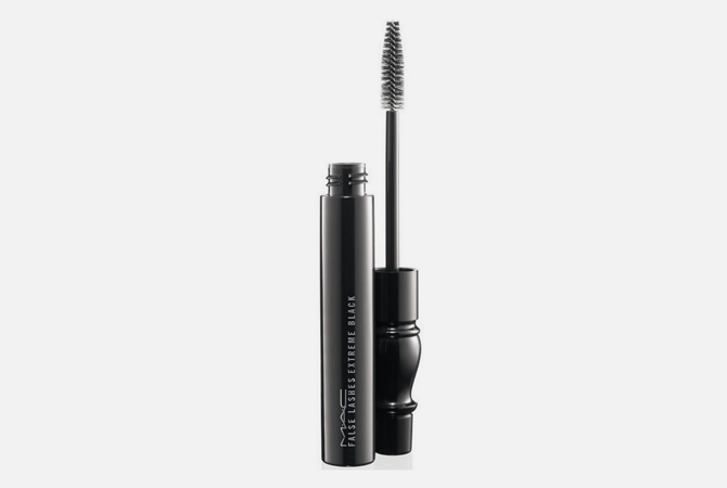 False Lashes Extreme Black Mascara от M.A.C, 1 690 руб.