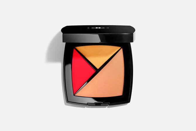 Palette Essentielle Été от Chanel, 5 210 руб.