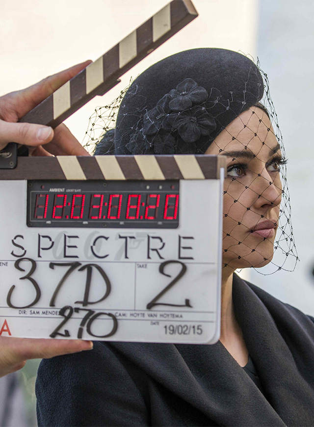 Моника Беллуччи на съемках фильма Сэма Мендеса «007: Спектр»