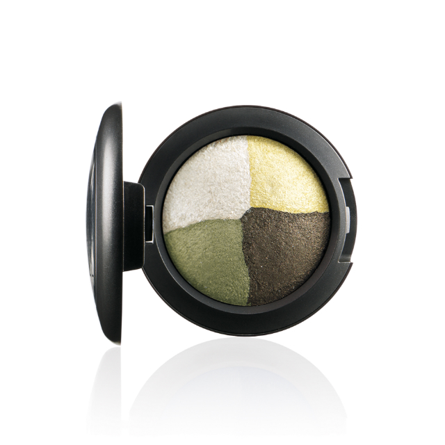 Тени In The Meadow из коллекции Fantasy of Flowers, M.A.C