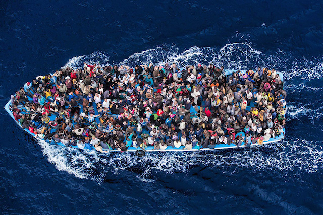 Массимо Сентини. \"Спасение мигрантов с Ближнего Востока и Африки в Средиземном море\". 7 июня