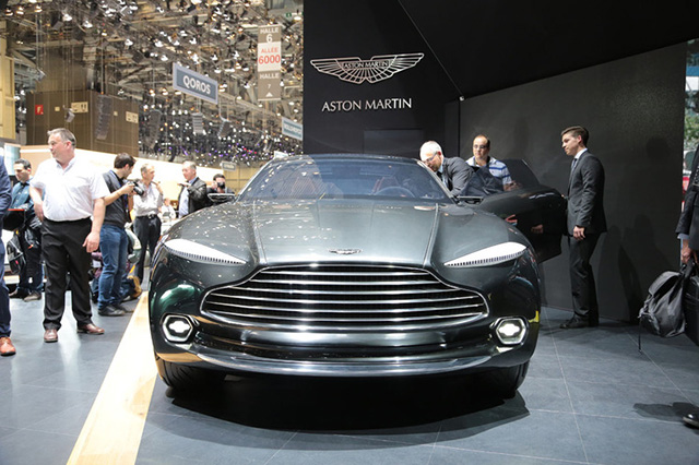 Aston Martin DBX