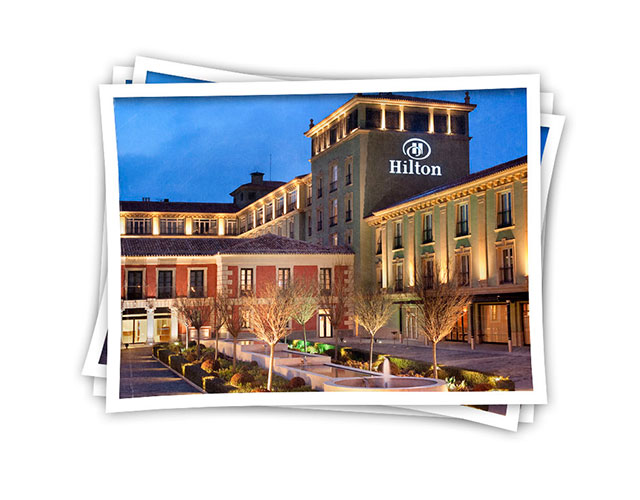 Ночь в отеле Hilton €270 — 27 000 руб.