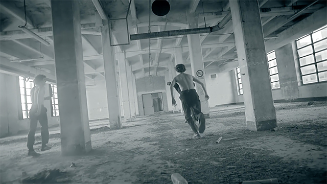 Кадр из фильма  The day of my death  Гоши Рубчинского