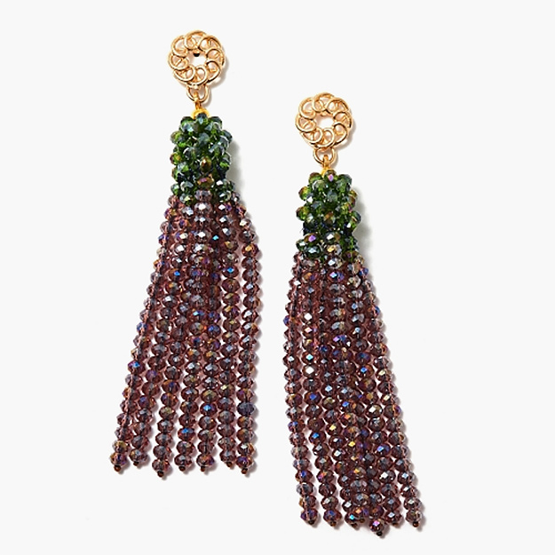 Фиолетовые серьги-кисти ручной работы Masterpeace, dressone.ru, 6 800 руб. (8 000 руб.)