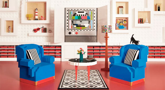 Airbnb разыгрывает день в доме Lego