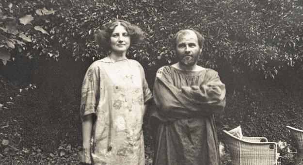 #tbt: как Густав Климт и его жена предвосхитили моду на несколько лет вперед