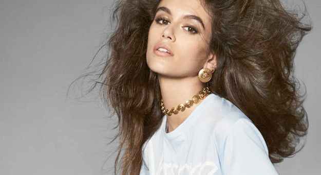 Наоми Кэмпбелл, Джиджи Хадид, Кайя Гербер и Наталья Водянова снялись в ролике Versace