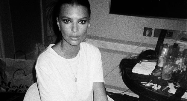 Эмили Ратаковски стала лицом нового аромата Paco Rabanne