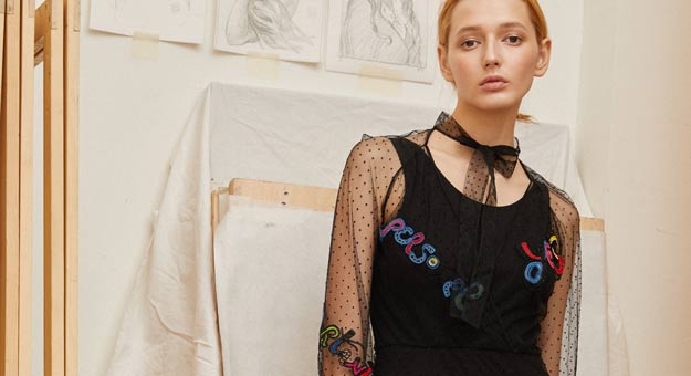 Платье Christian Dior — выбор Buro 24/7