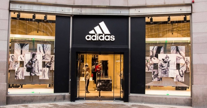Выручка adidas выросла на 24% в прошедшем году