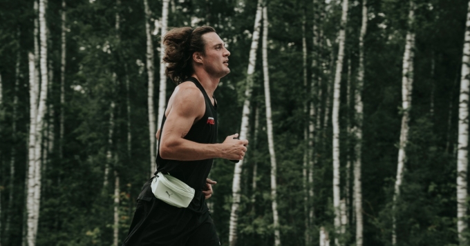 Сеть магазинов Amazing Red представила фильм «Эстафета»