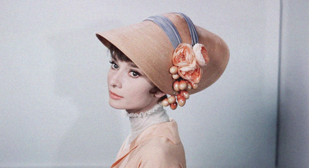 Блузку Одри Хепберн из фильма «Моя прекрасная леди» продадут на аукционе