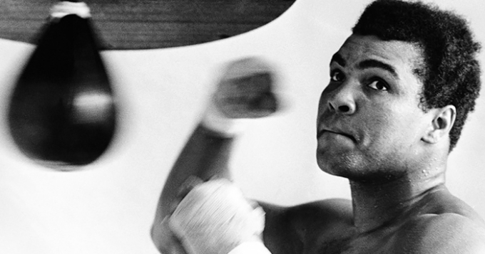 Скончался легендарный боксер Мохаммед Али
