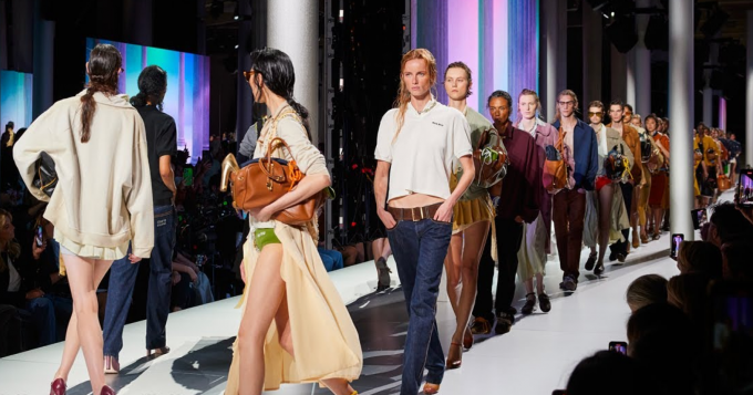 Продажи Prada Group в первом квартале увеличились на 11%