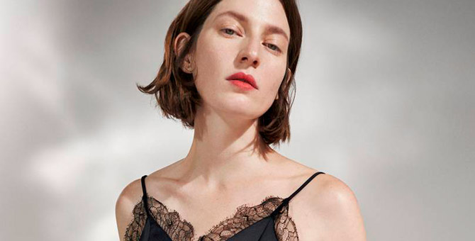 Paul Smith выпустил коллекцию смокингов, вдохновленную Джейн Биркин и Патти Смит