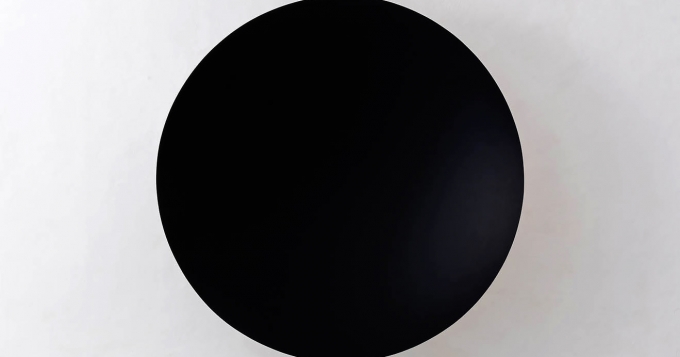 Аниш Капур стал обладателем монополии на самый черный цвет в мире