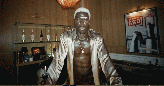 Что смотреть осенью? 5 модных и красивых премьер сезона