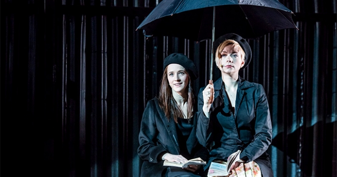 Спринт по ночным кошмарам: \"Бег\" в Театре имени Вахтангова