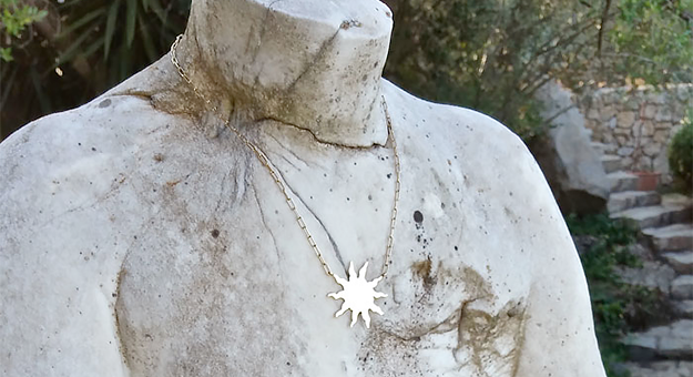 Aizel открыл поп-ап-магазин молодых дизайнеров