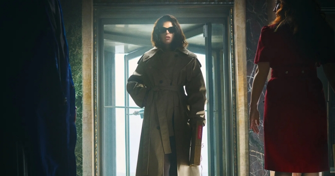 New Balance объявил певицу Розалию новым амбассадором