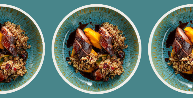 Вечеринки на Красной площади, бар на зависть ресторанам и другие гастрономические новости