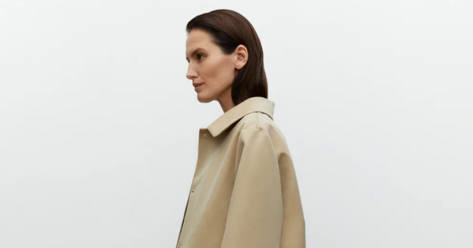 Выбор Юли Катькало: 3 идеальных тренча на весну — и все от российских брендов