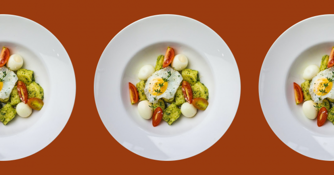 Новости ресторанов: весенние завтраки и comfort food по-кавказски